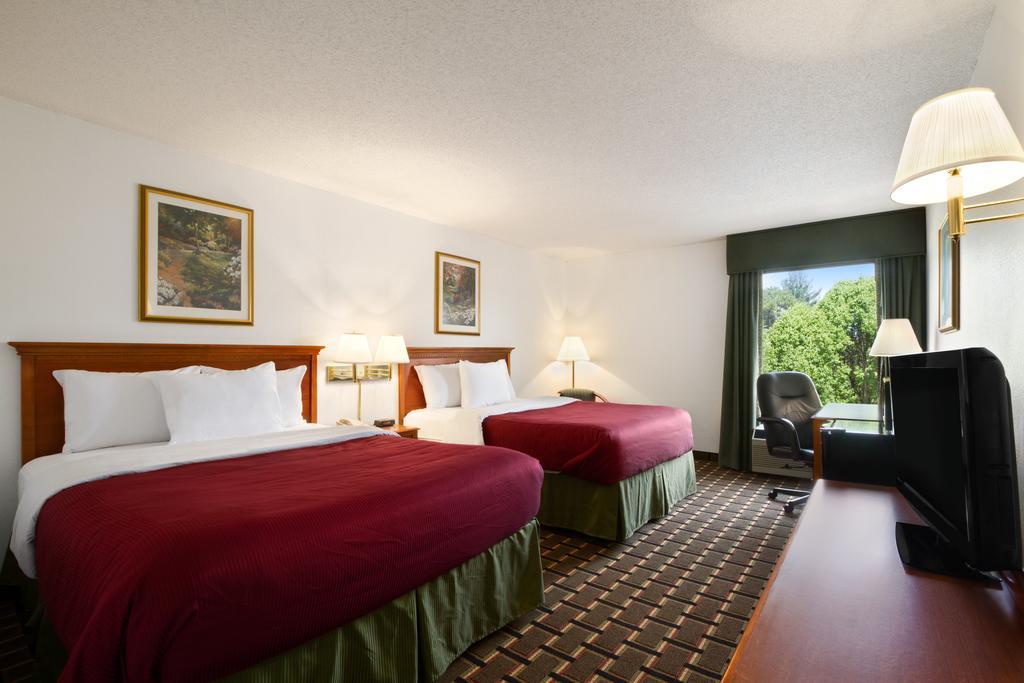 Two-Bedroom Queen Suite - Non-Smoking,113469146:JPEG
